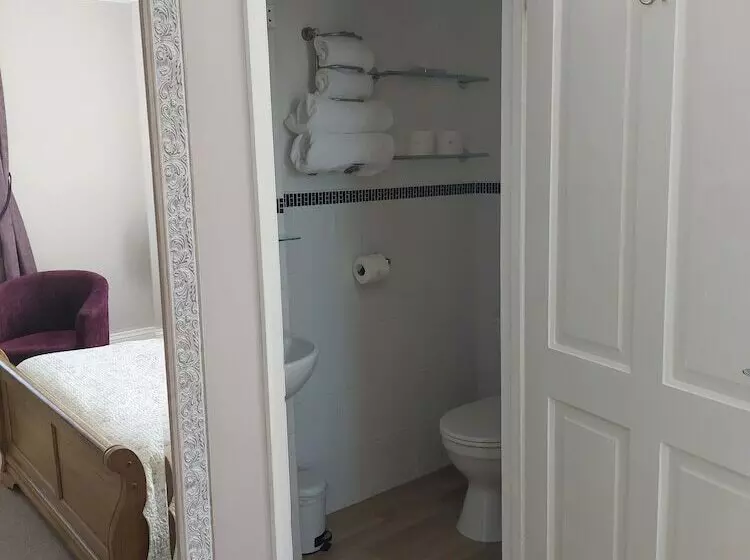 مبيت وإفطار Two Beaches