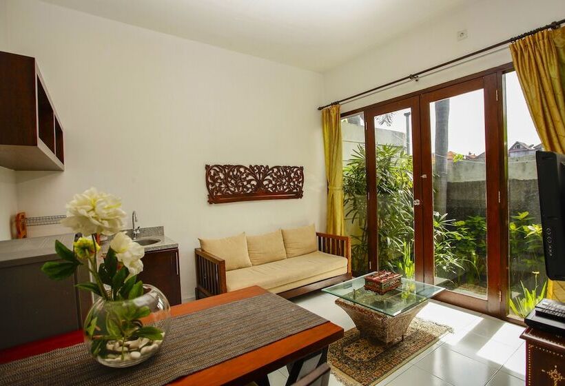 Berawa Dini Guesthouse