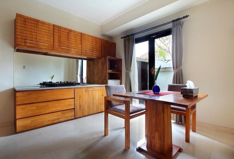 Berawa Dini Guesthouse