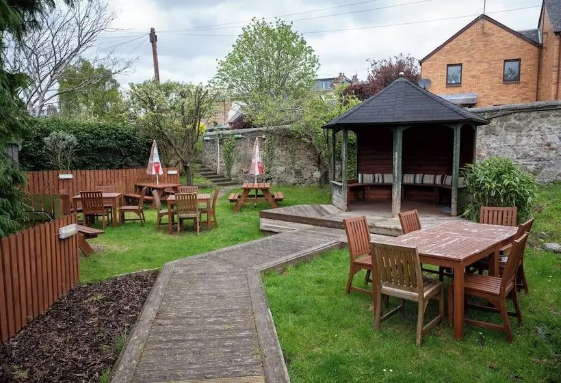 Hampton Hotel By Greene King Inns