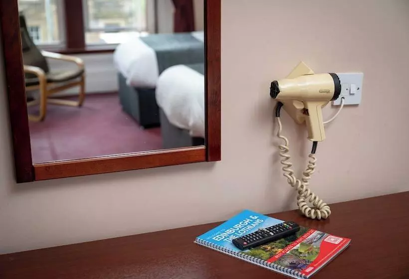 Hampton Hotel By Greene King Inns