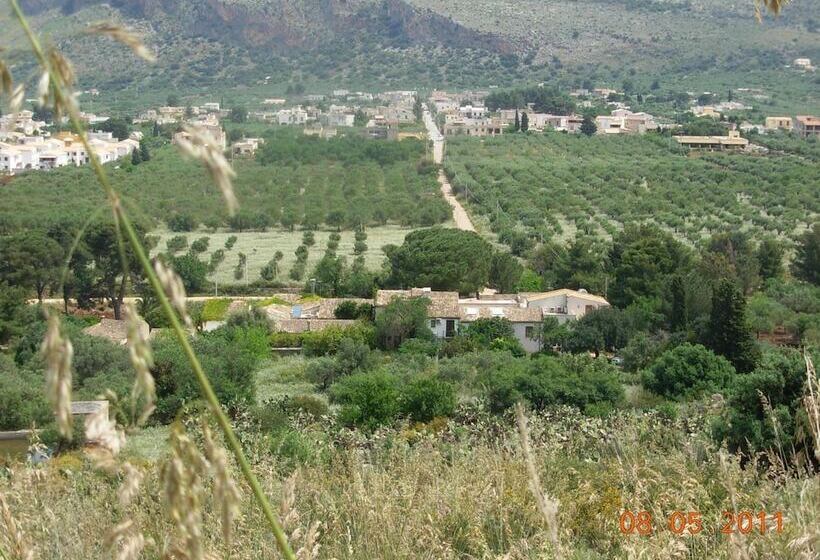 Hotel Agriturismo Castelluzzo