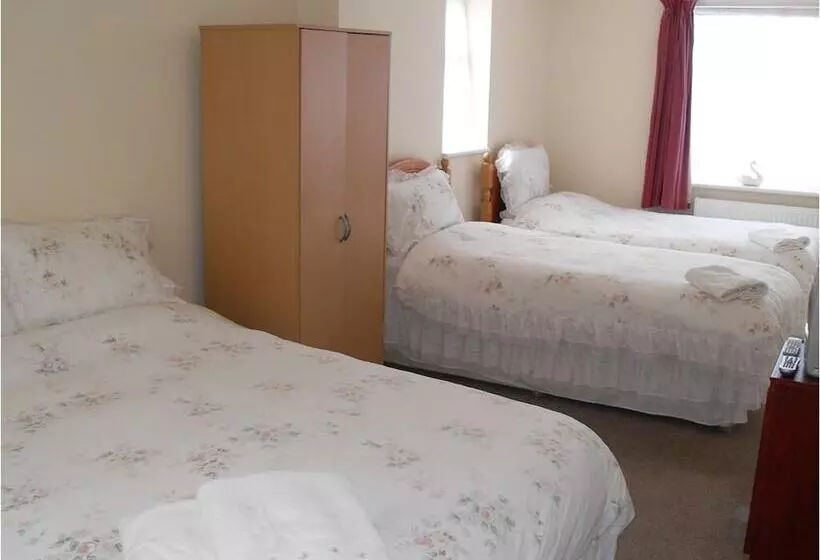 Hotel Alma Lodge Guest House