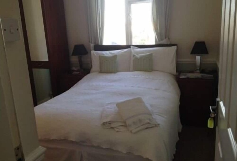 בית מלון כפרי Alma Lodge Guest House