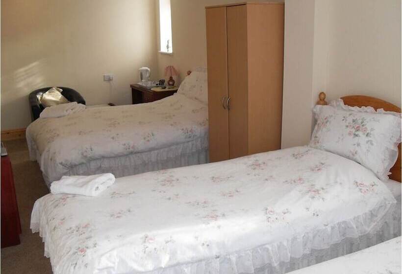 בית מלון כפרי Alma Lodge Guest House