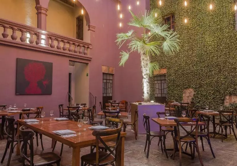 Alqueria De Carrion Hotel Boutique