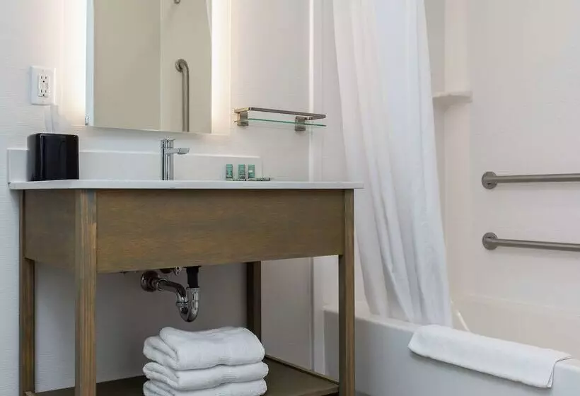 호텔 Best Western West Lebanon Hanover