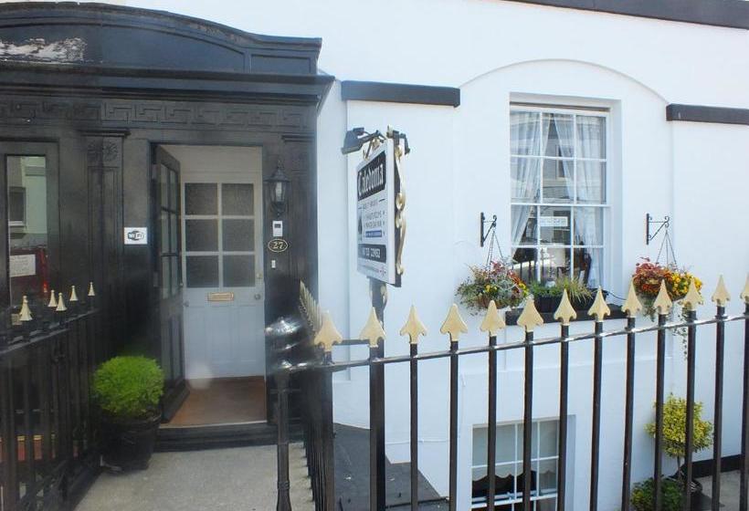 בית מלון כפרי Caledonia Guest House