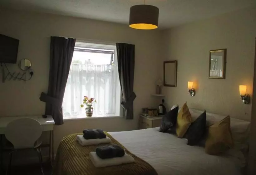 Hotel Caledonia Guest House