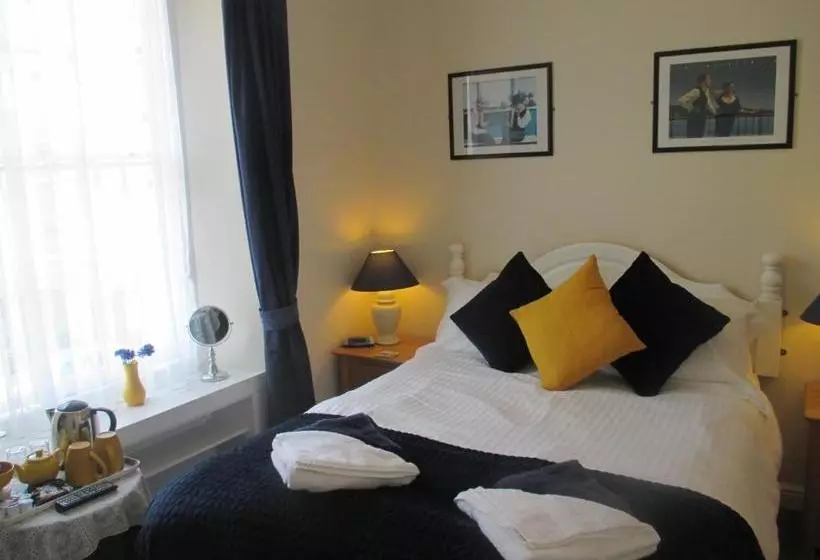 Hotel Caledonia Guest House