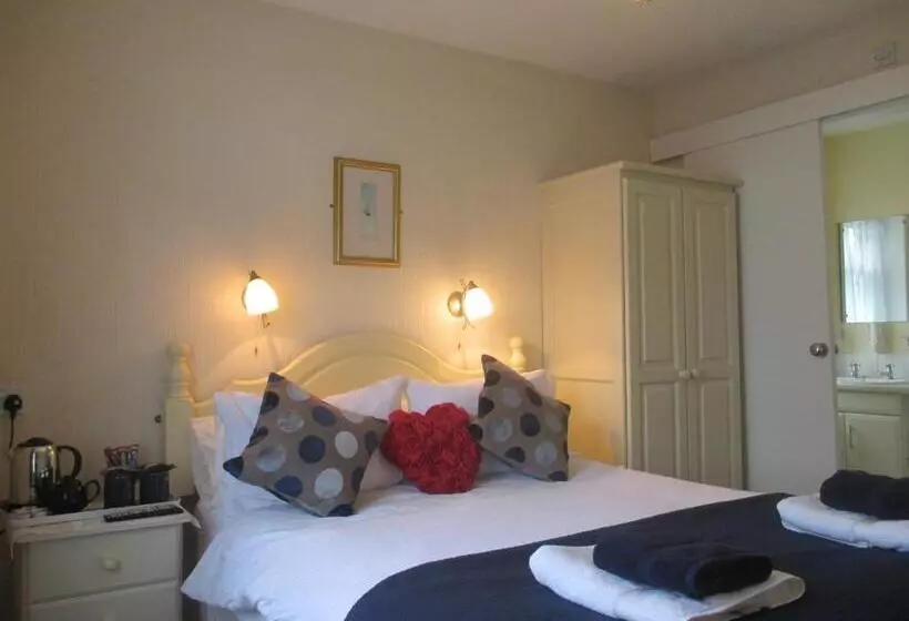 Hotel Caledonia Guest House