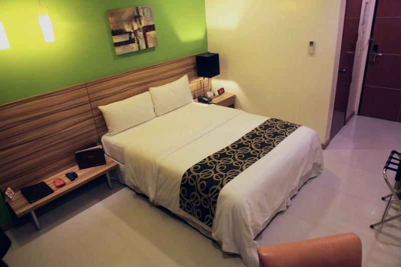 Hotel Guijo Suites Makati