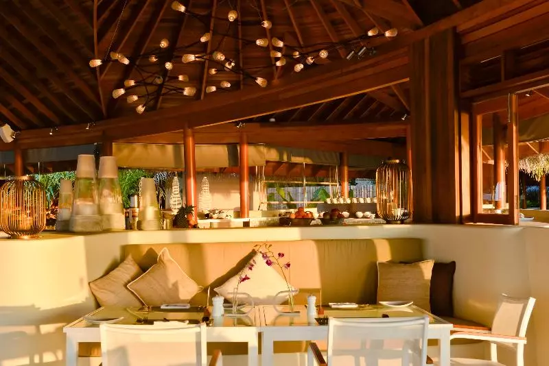 Hotell Huvafen Fushi