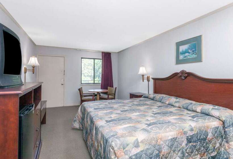 فندق Knights Inn Point South Yemassee