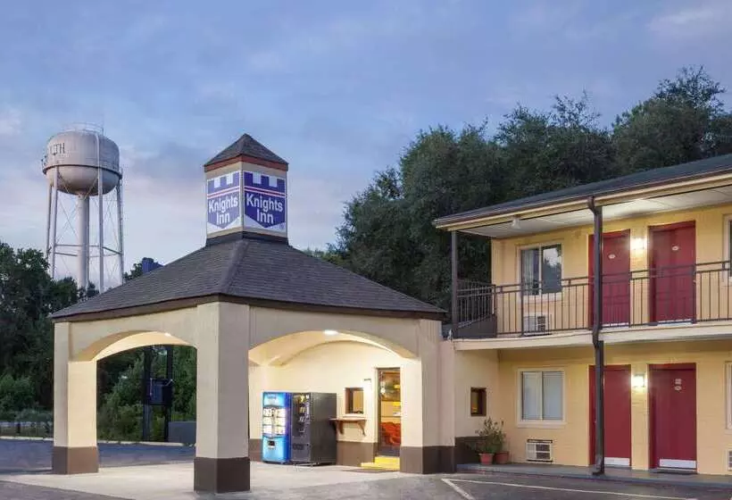Отель Knights Inn Point South Yemassee