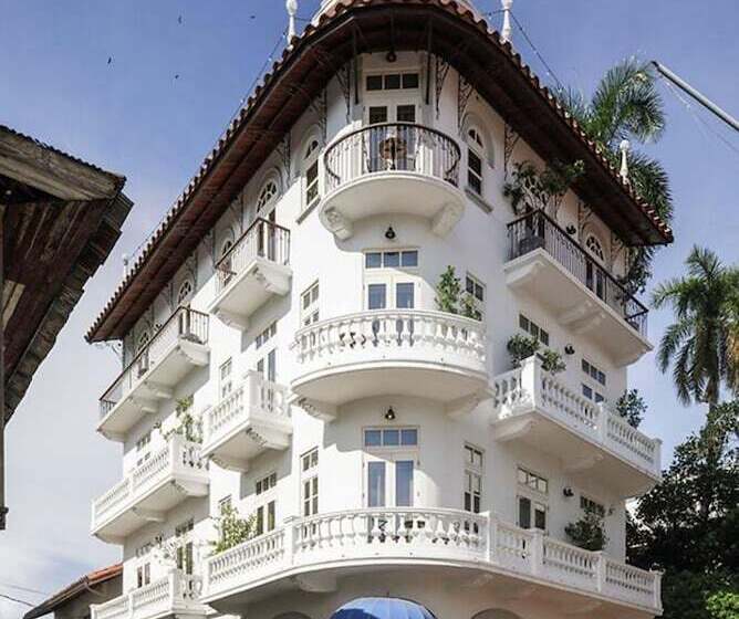 Отель Las Clementinas