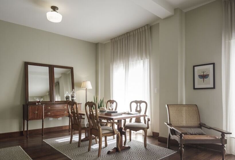 Отель Las Clementinas