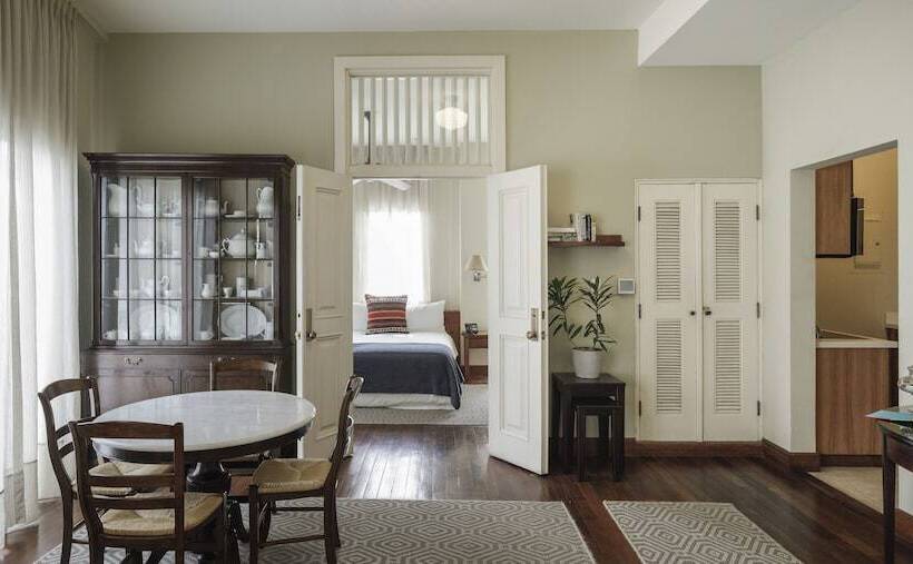 Отель Las Clementinas