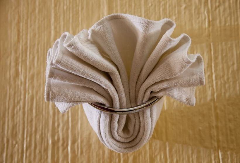 فندق Los Andes Coatzacoalcos