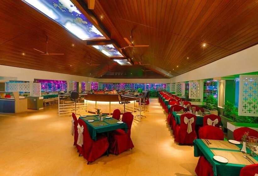 فندق Nm Royale County