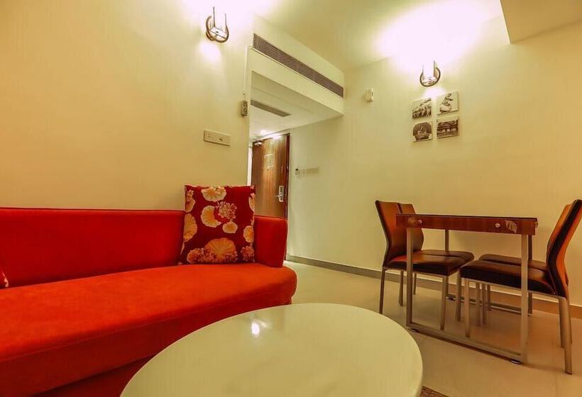 فندق Nm Royale County