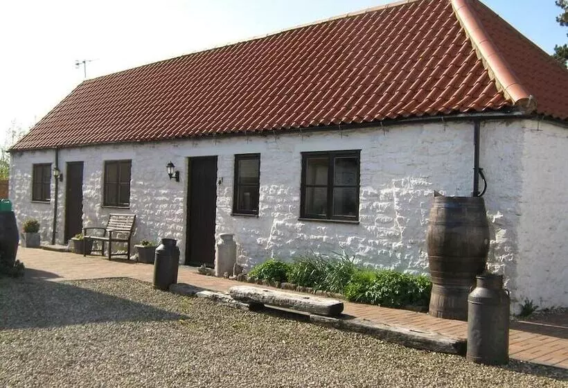 هتل North End Farm Country Guest House