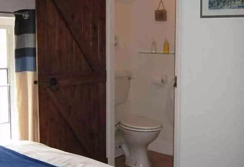 هتل North End Farm Country Guest House