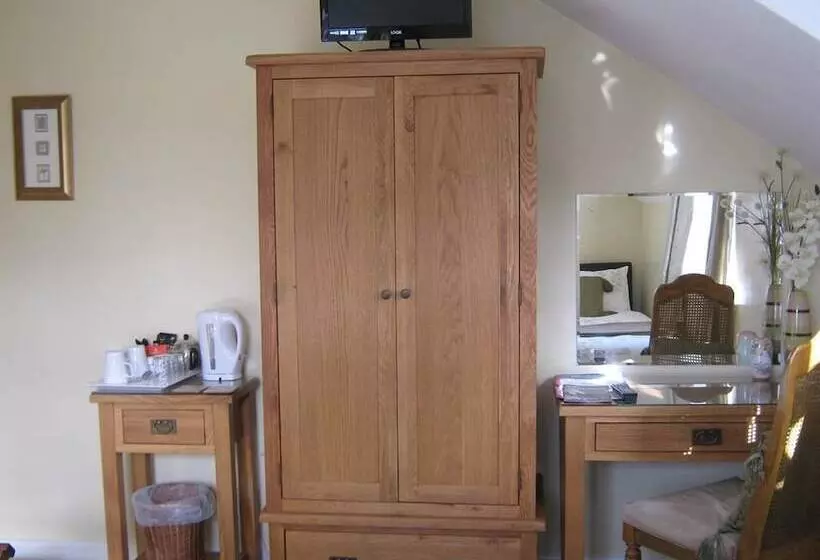 هتل North End Farm Country Guest House