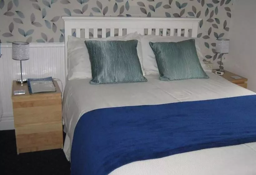 هتل North End Farm Country Guest House