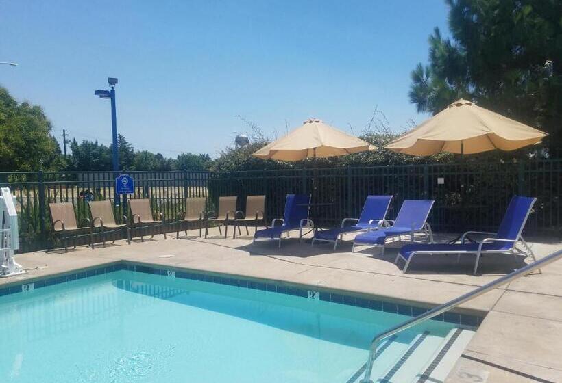 호텔 Quality Inn Yuba City Marysville