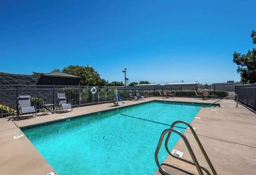Отель Quality Inn Yuba City Marysville