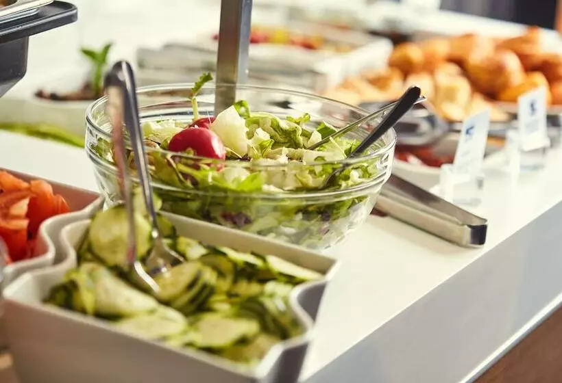 هتل Srbija Garden Free Parking