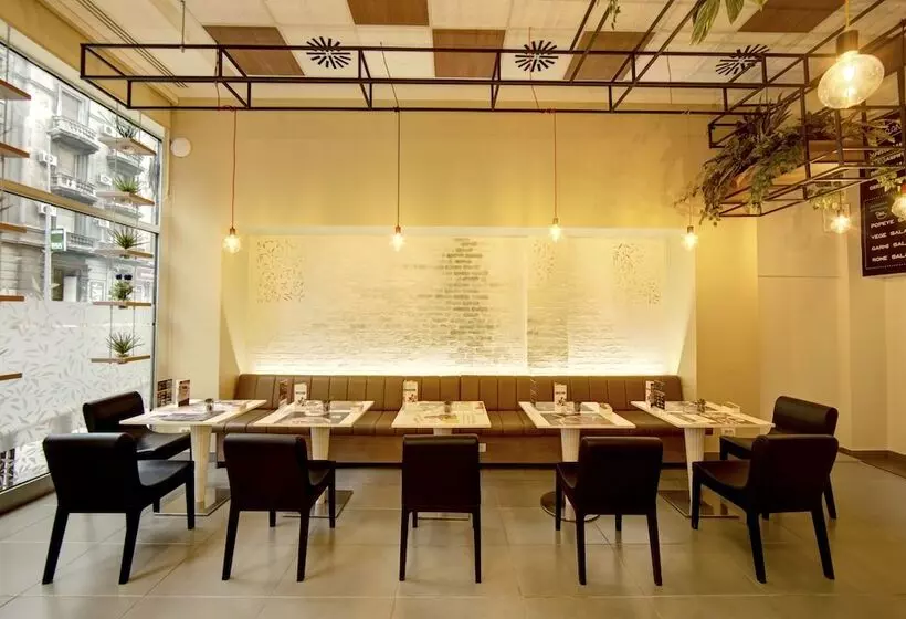 هتل Srbija Garden Free Parking