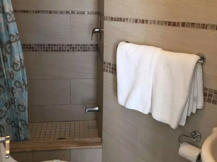 Отель Star Montreal