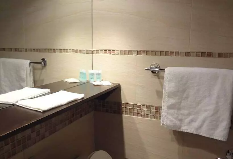 Отель Star Montreal