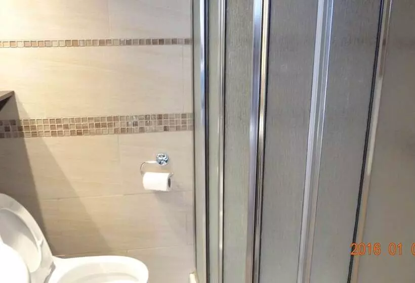 Отель Star Montreal