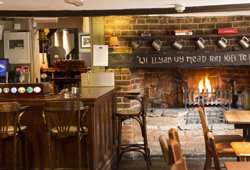 호텔 The Cherry Tree   Inn