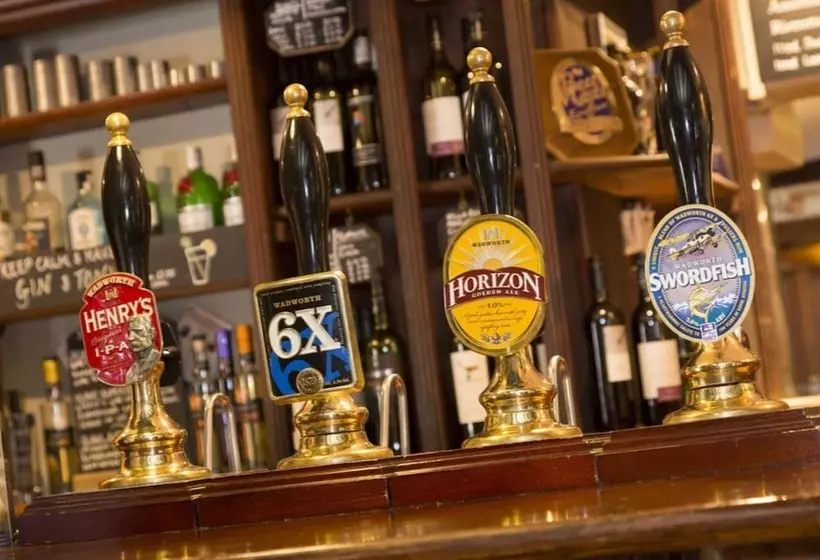 ホテル The Cherry Tree Inn