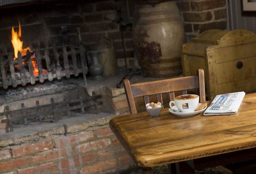 호텔 The Cherry Tree   Inn