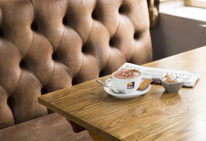 호텔 The Cherry Tree   Inn