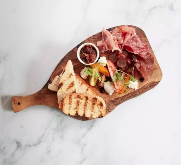 ホテル The Five Dials Inn