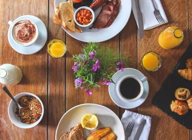 ホテル The Five Dials Inn