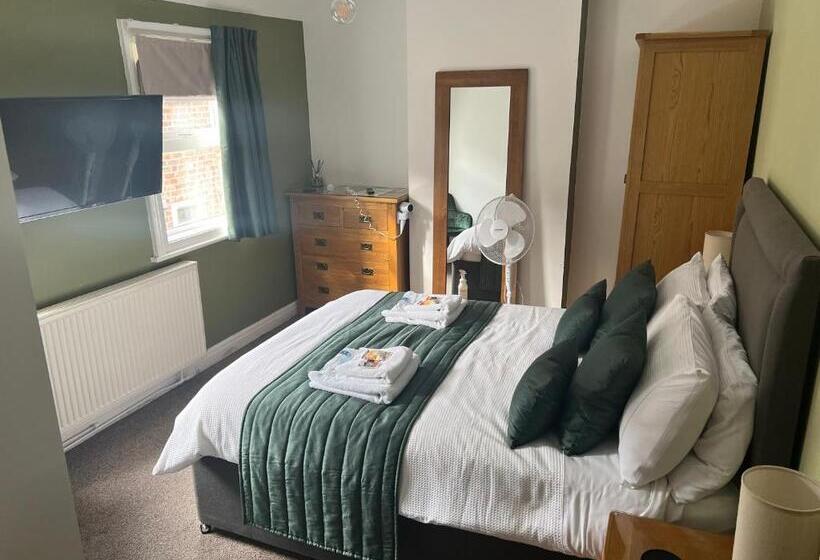 ホテル The Promenade Guest House