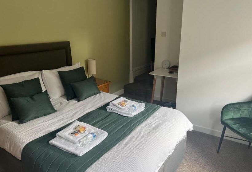 ホテル The Promenade Guest House