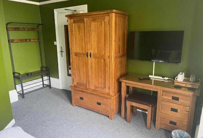 ホテル The Promenade Guest House