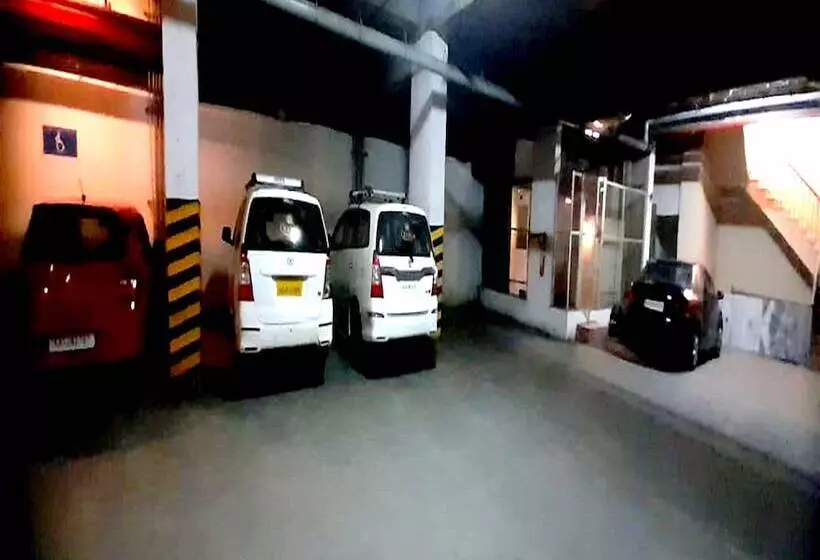 בית מלון כפרי The Quorum