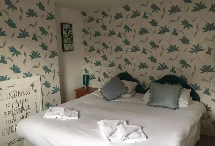 בית מלון כפרי The Victoria