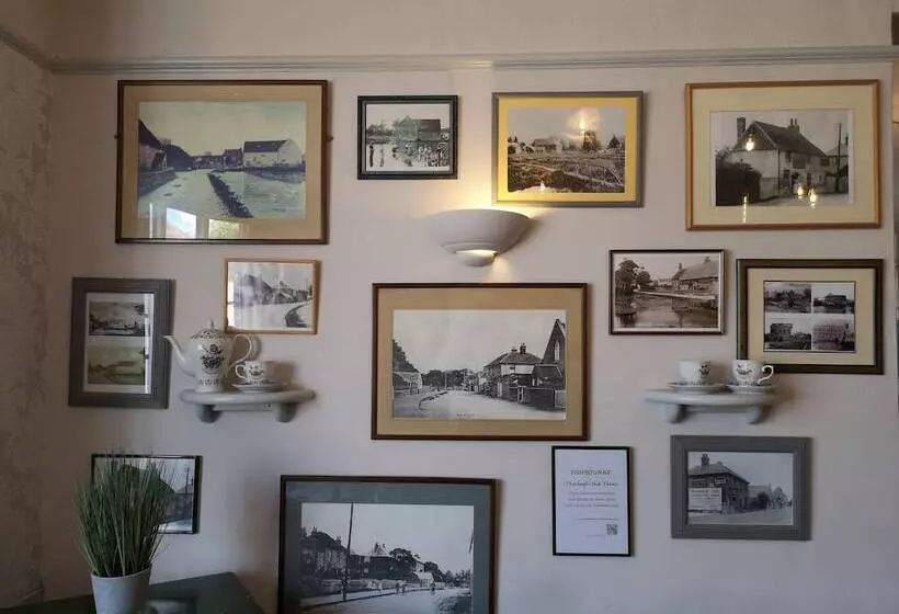 בית מלון כפרי Woolpack Inn