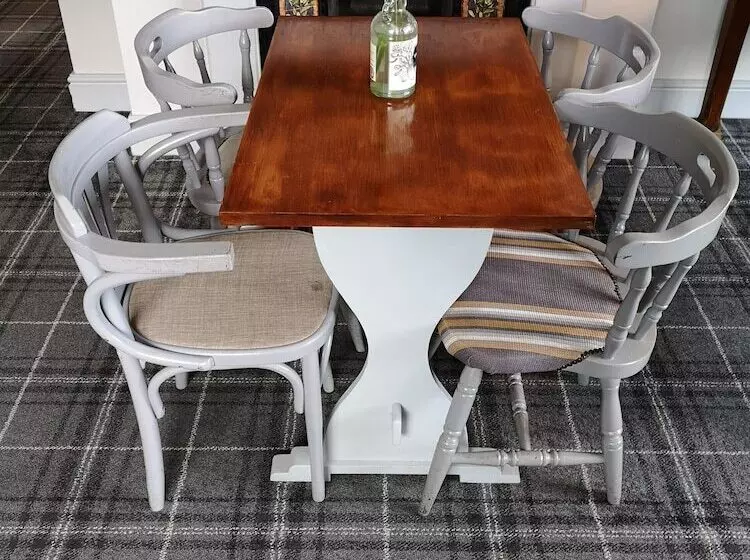 בית מלון כפרי Woolpack Inn