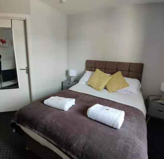 בית מלון כפרי Woolpack Inn